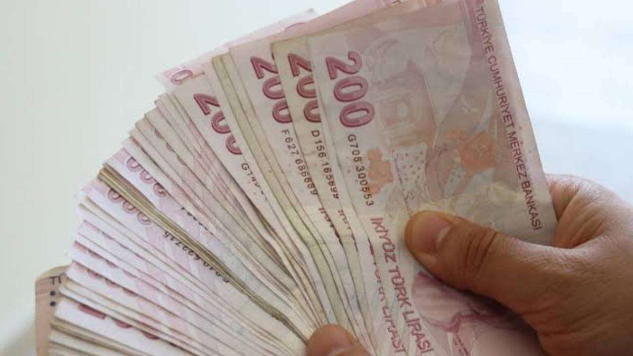 SSK ve Bağ-Kurluya Ekim ayı müjdesi: Emeklilerin hesabına koşulsuz 32 bin TL yatacak, başvurular başladı! 3